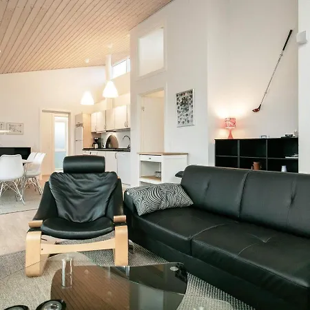 8 Person In Holiday home